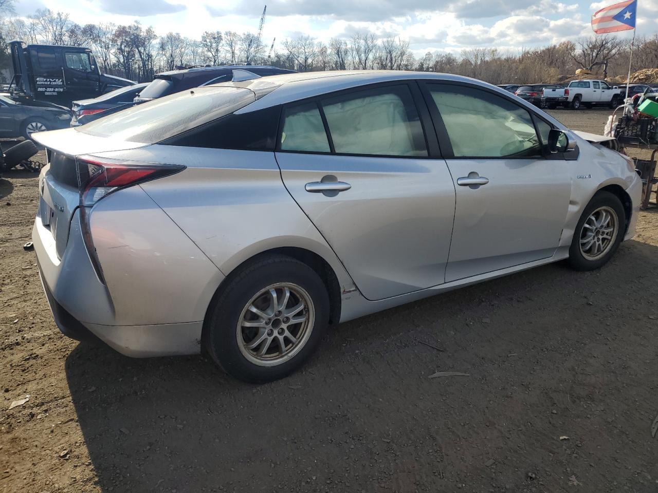 2016 Toyota Prius - Image 3