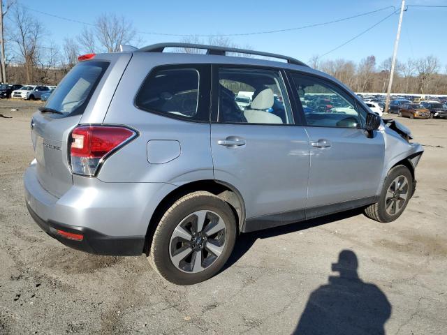  SUBARU FORESTER 2018 Серый