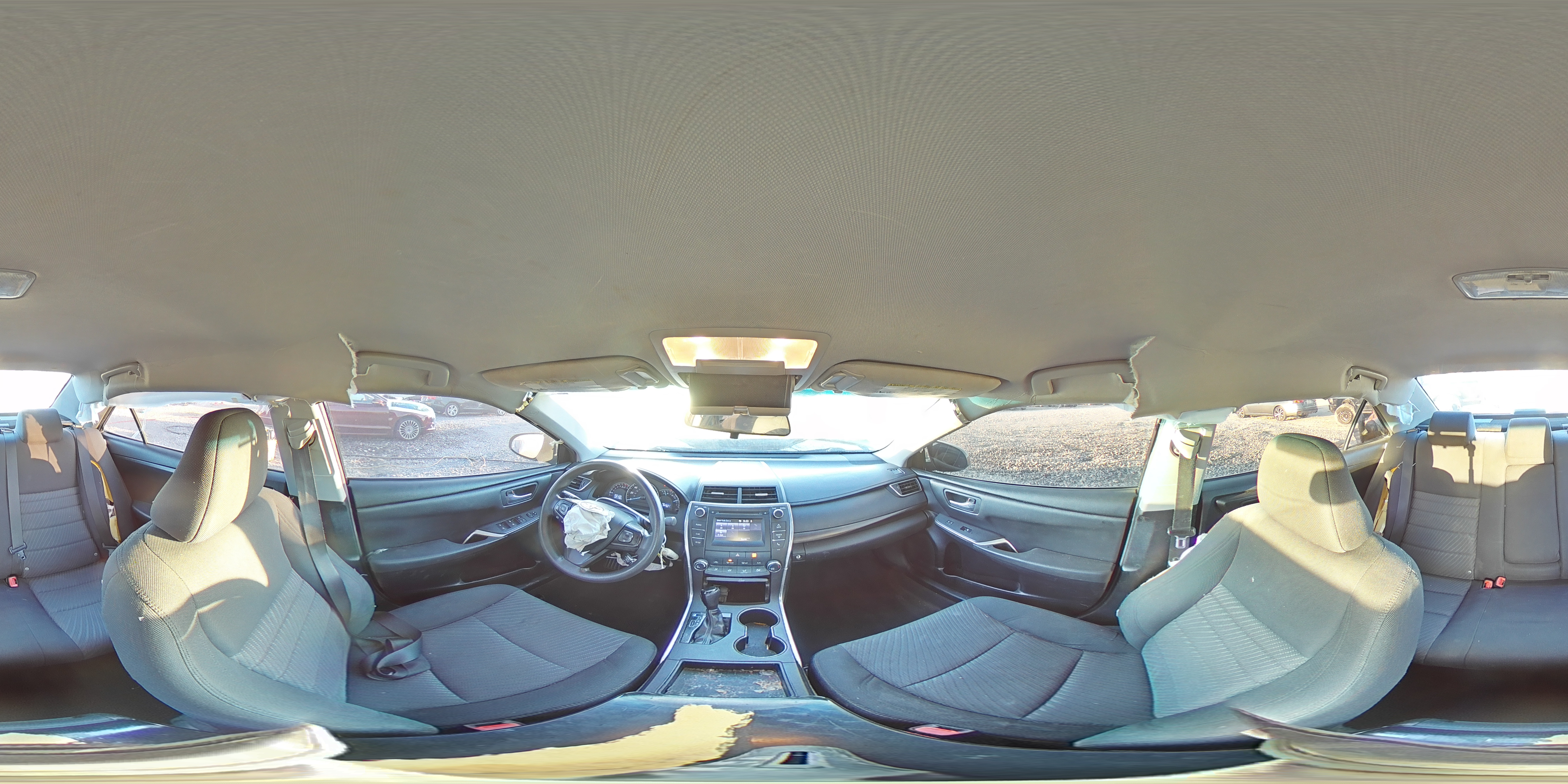 2015 Toyota Camry - Image 14