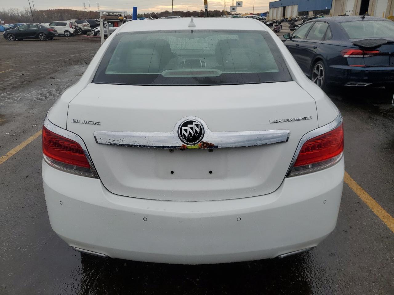 VIN 1G4GC5E34DF139617 2013 BUICK LACROSSE no.6