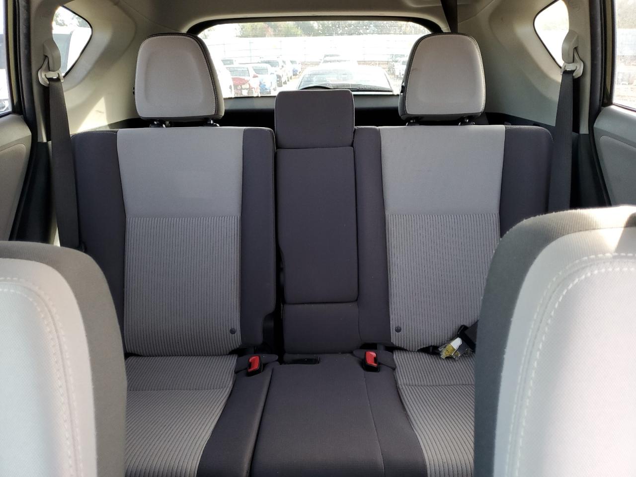 2013 Toyota RAV 4 - Image 10