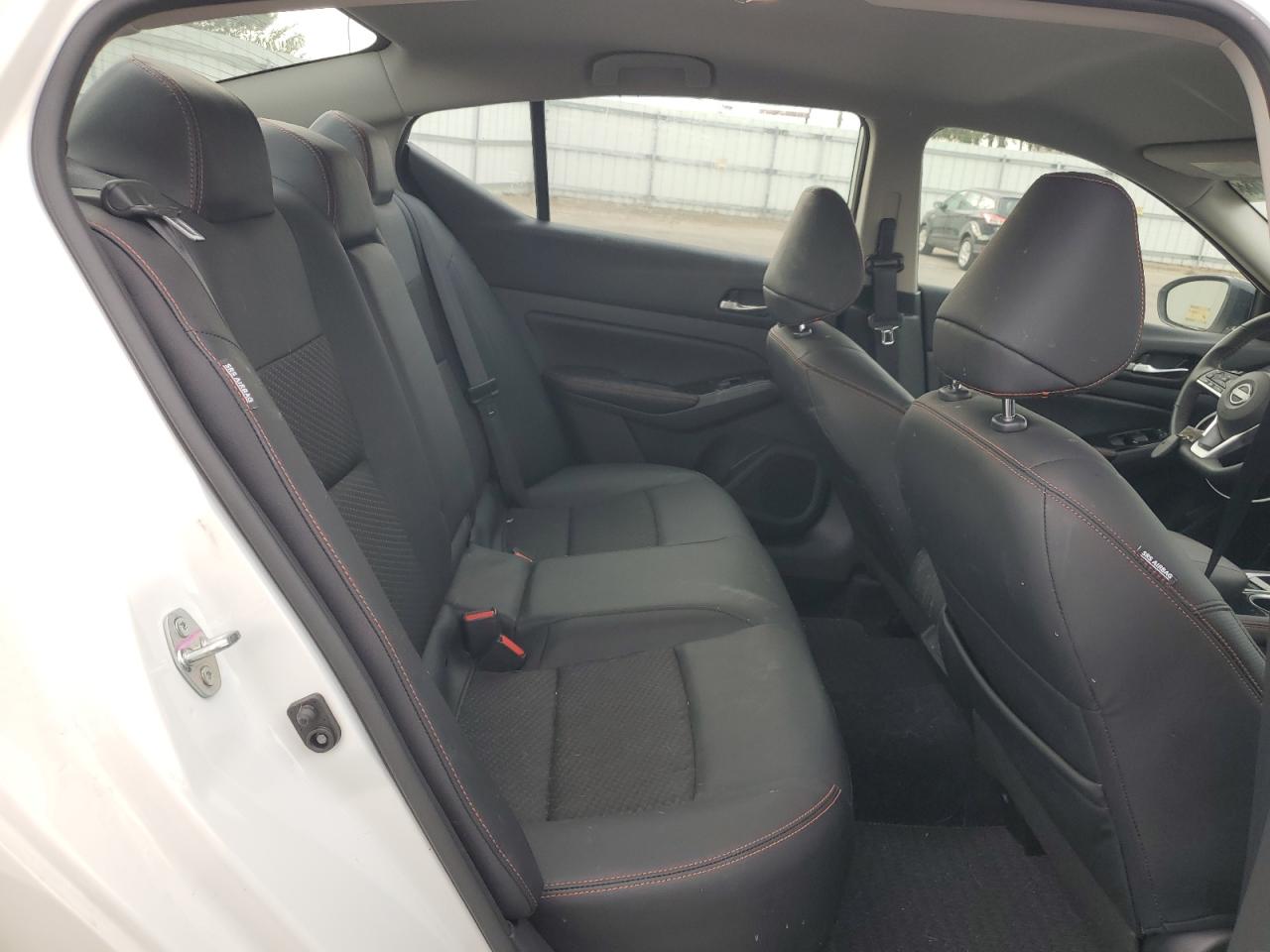 2024 Nissan Altima - Image 10