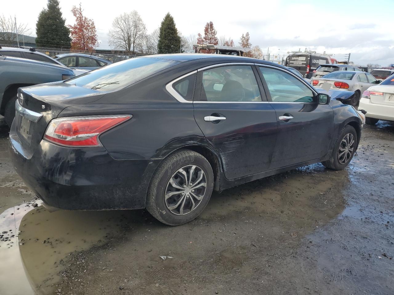 2015 Nissan Altima - Image 3
