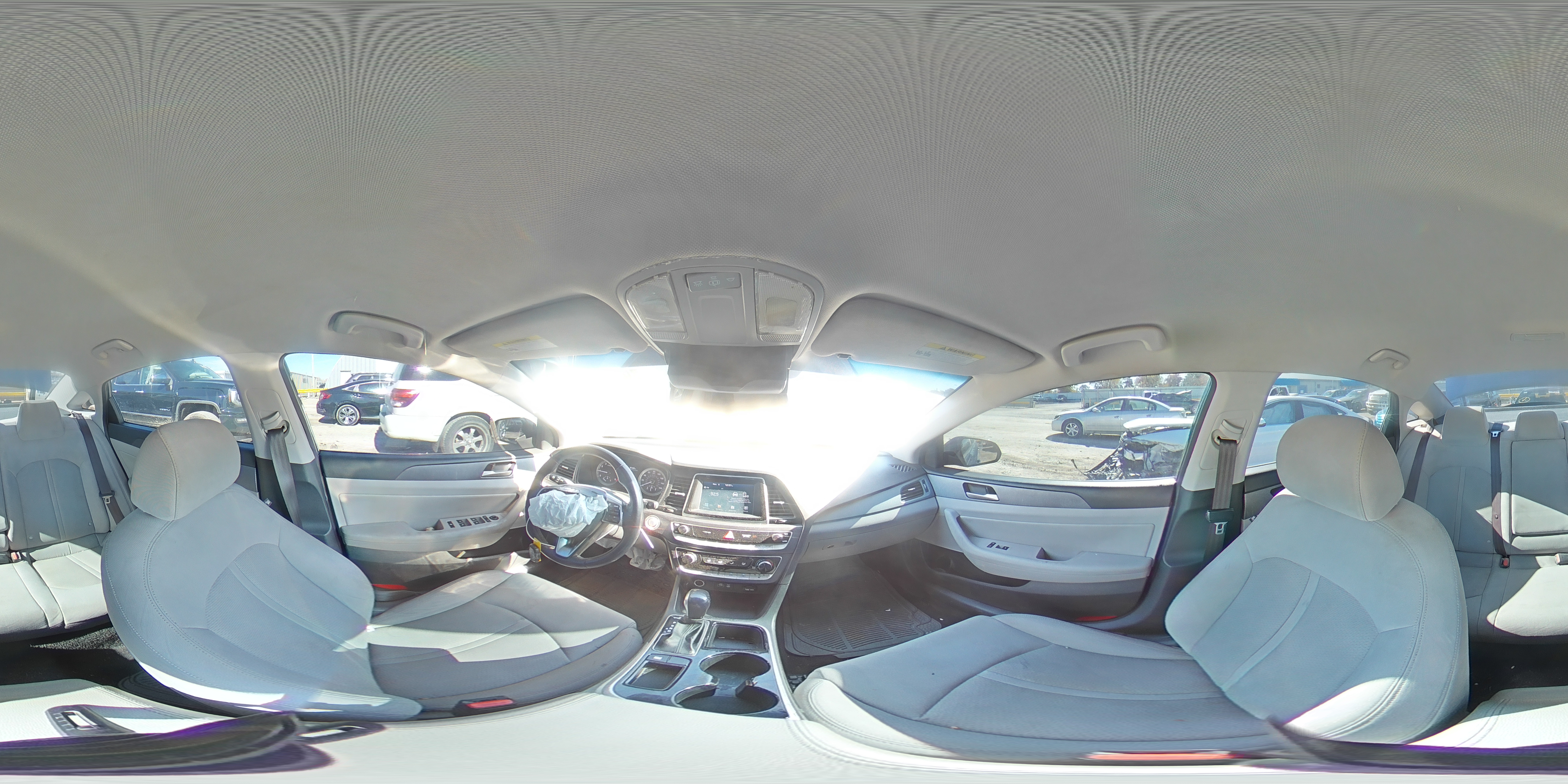 2018 Hyundai Sonata - Image 12