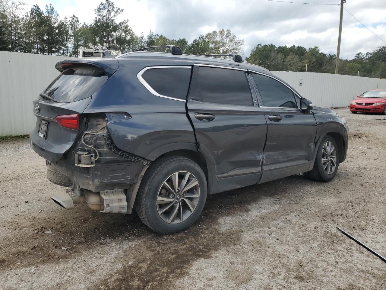 2020 Hyundai Santa Fe - Image 3