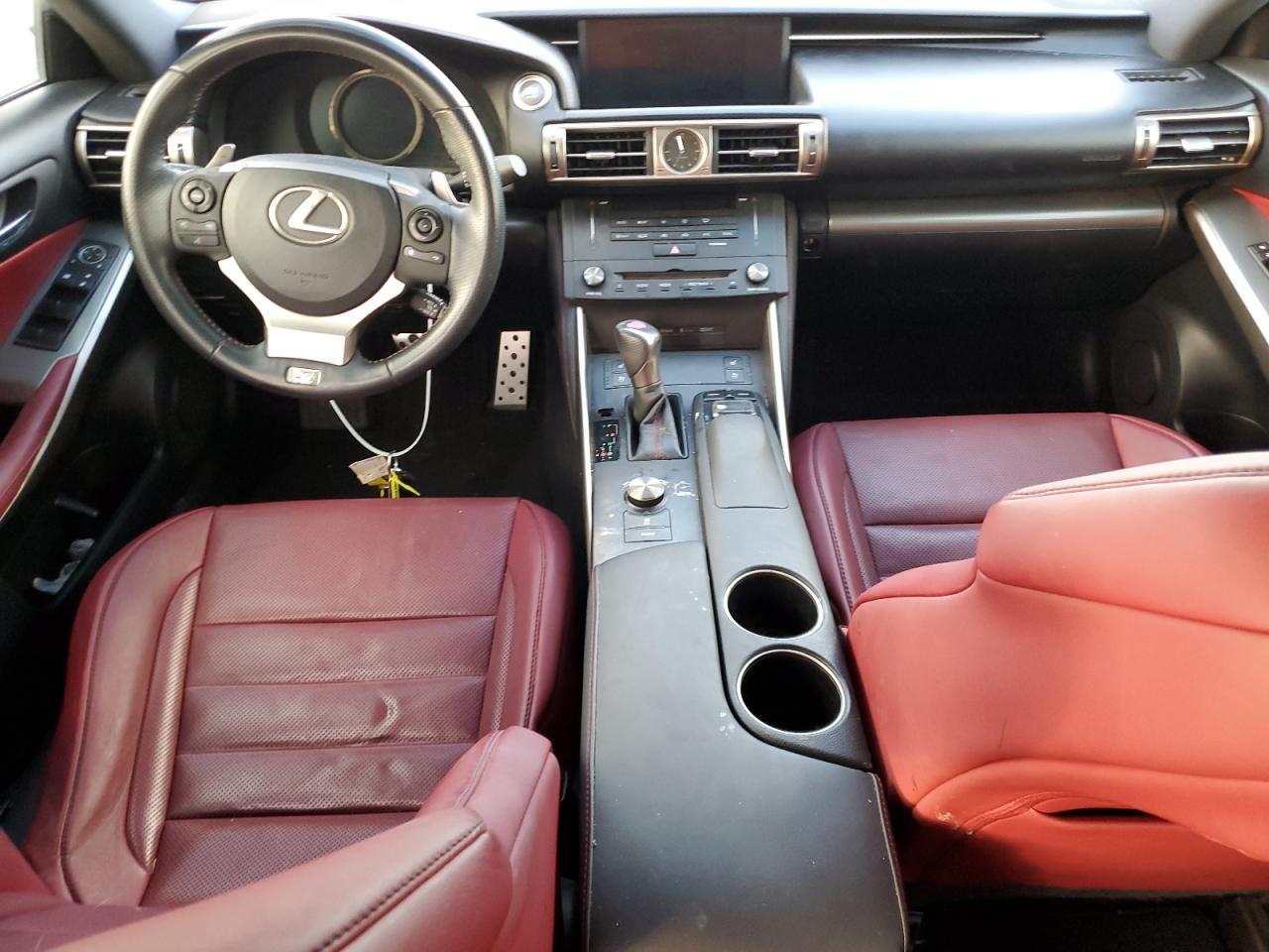 2015 Lexus IS - Image 8