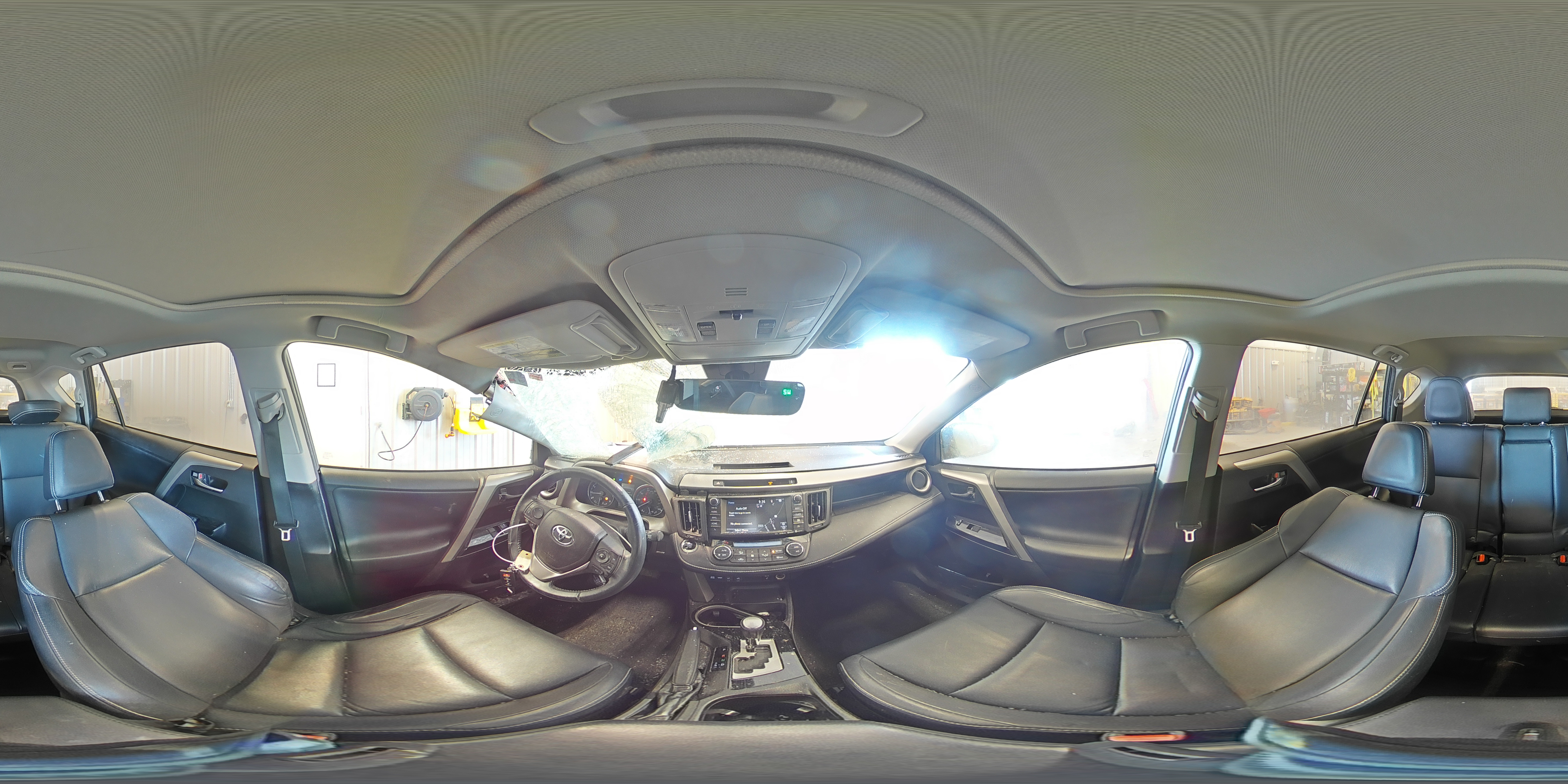 2016 Toyota RAV 4 - Image 14