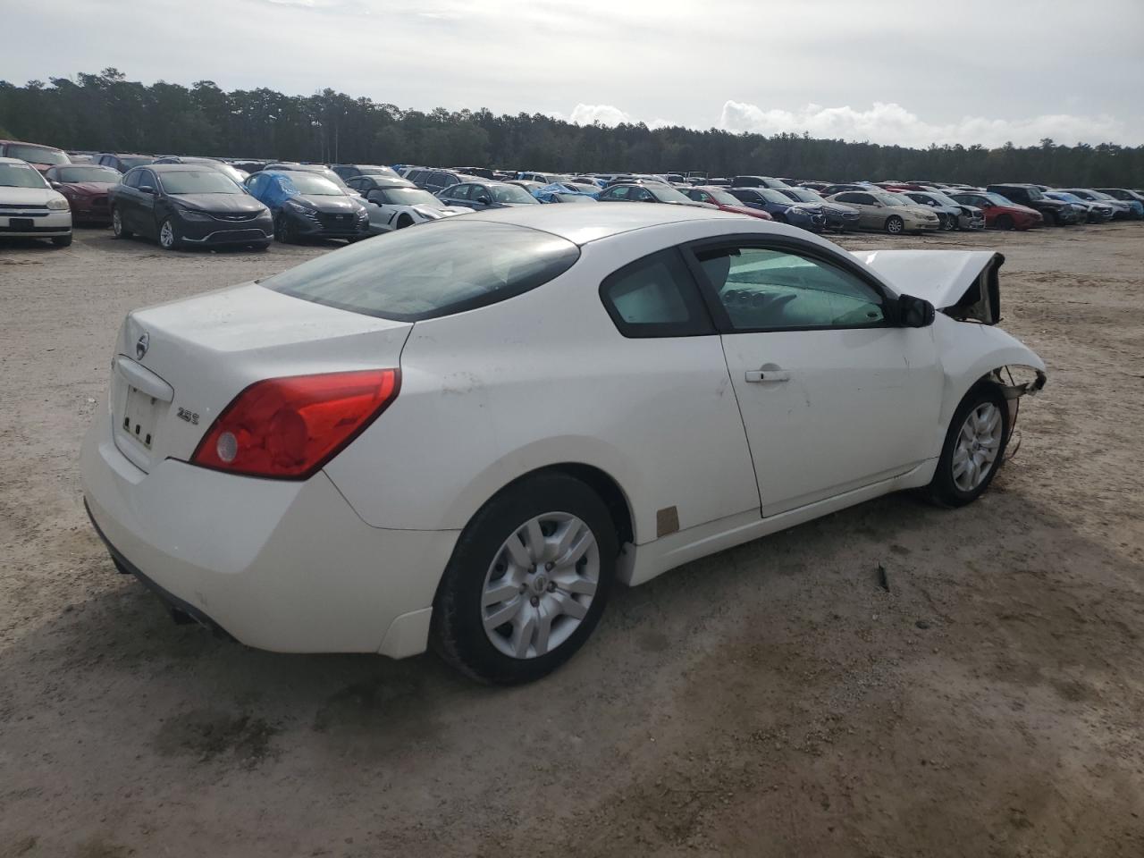 2009 Nissan Altima - Image 3