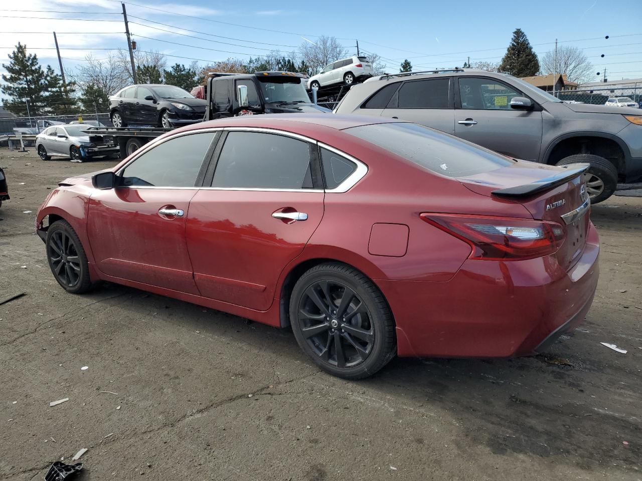 2017 Nissan Altima - Image 2