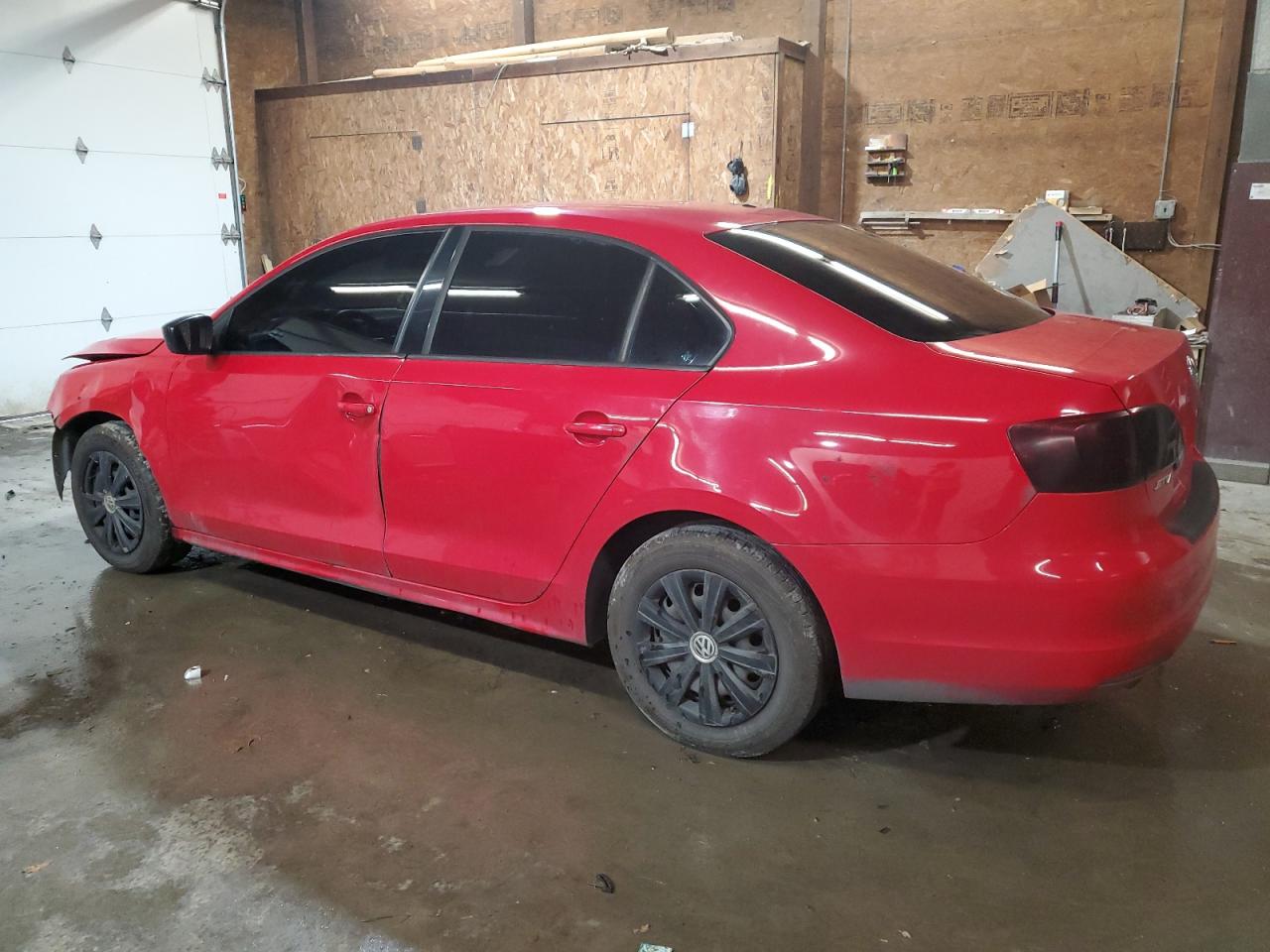 2014 Volkswagen Jetta - Image 2