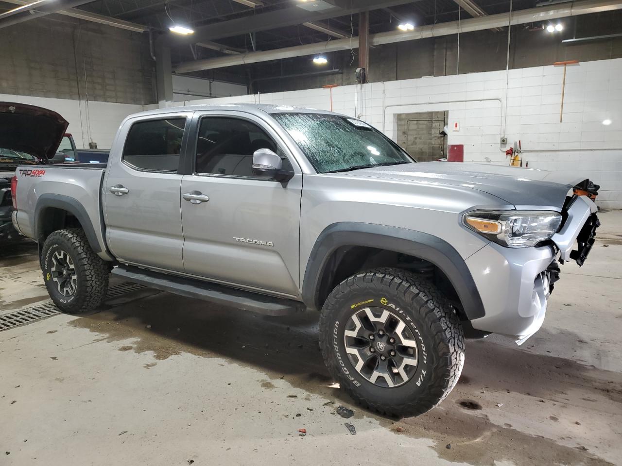 2017 Toyota Tacoma - Image 4