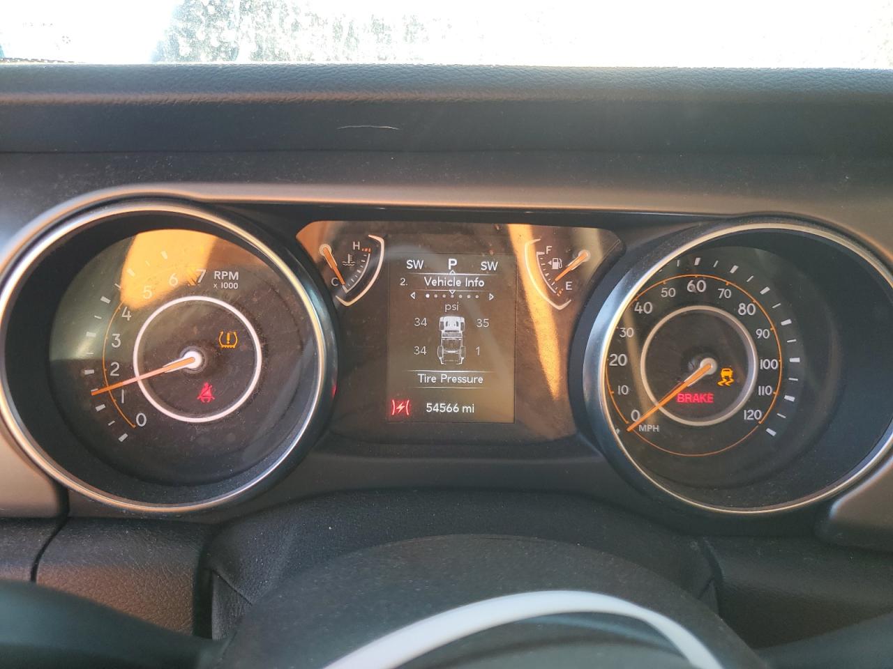 2020 Jeep Wrangler - Image 9
