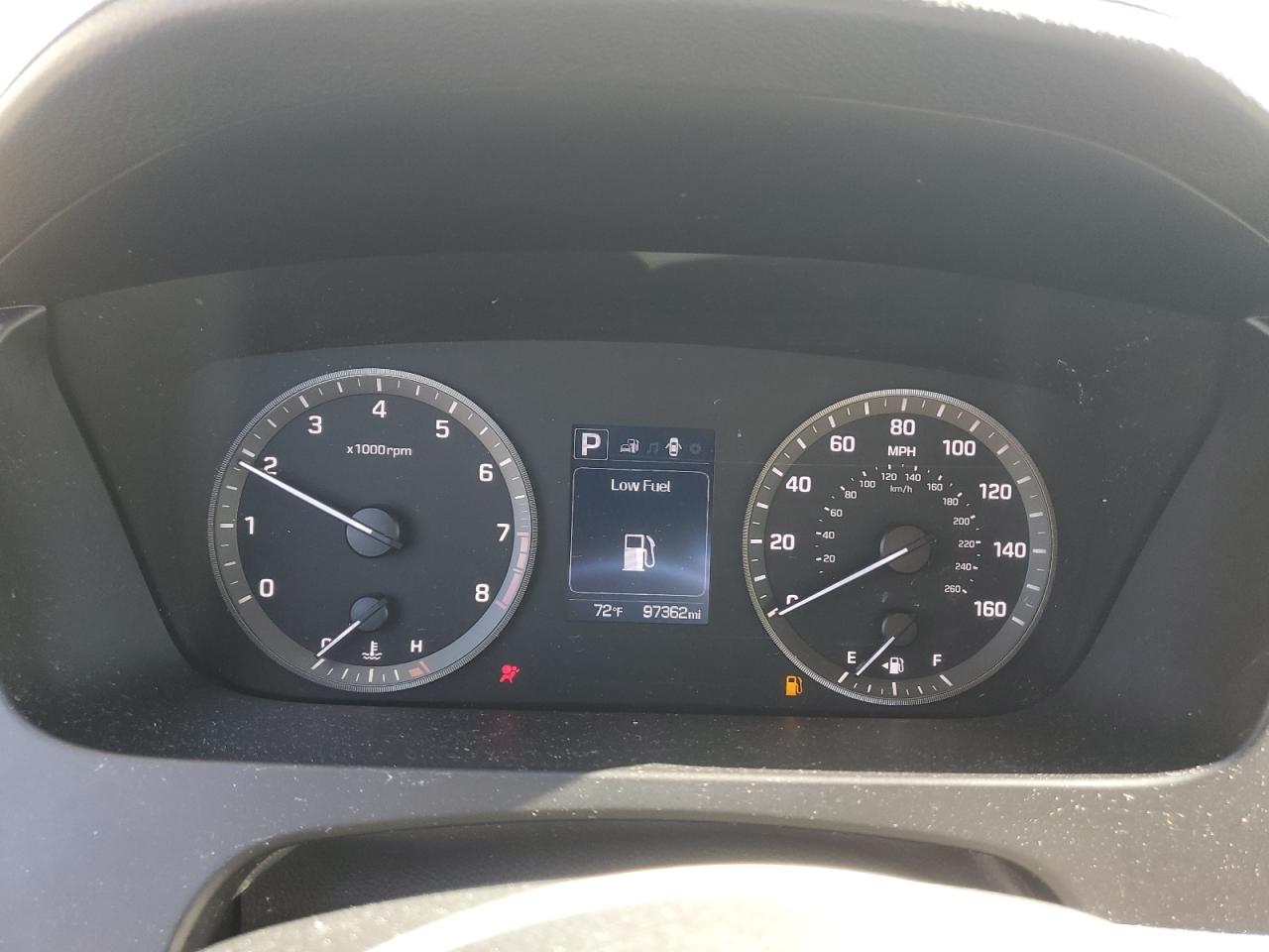 2017 Hyundai Sonata - Image 9