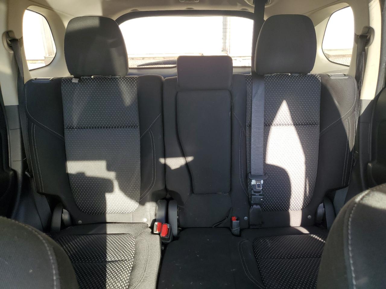 2020 Mitsubishi Outlander - Image 10