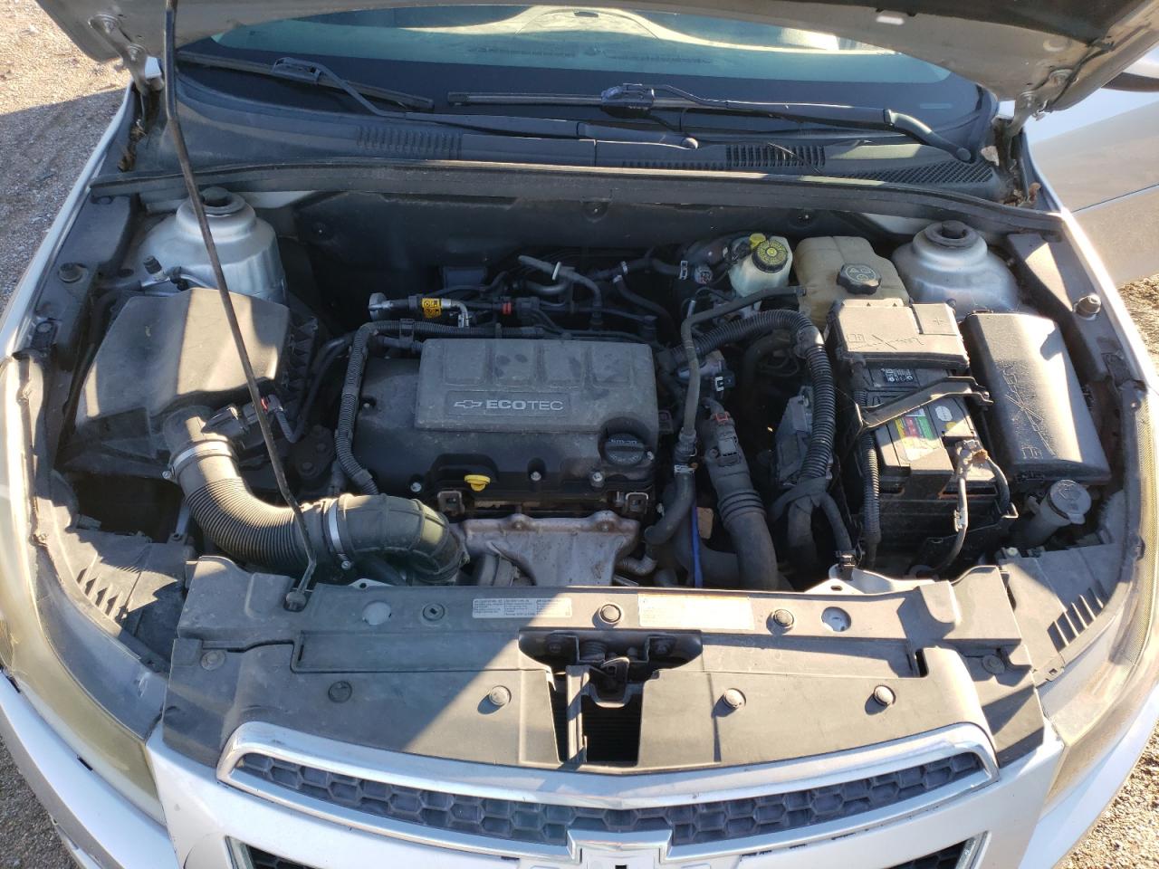 2014 Chevrolet Cruze - Image 11