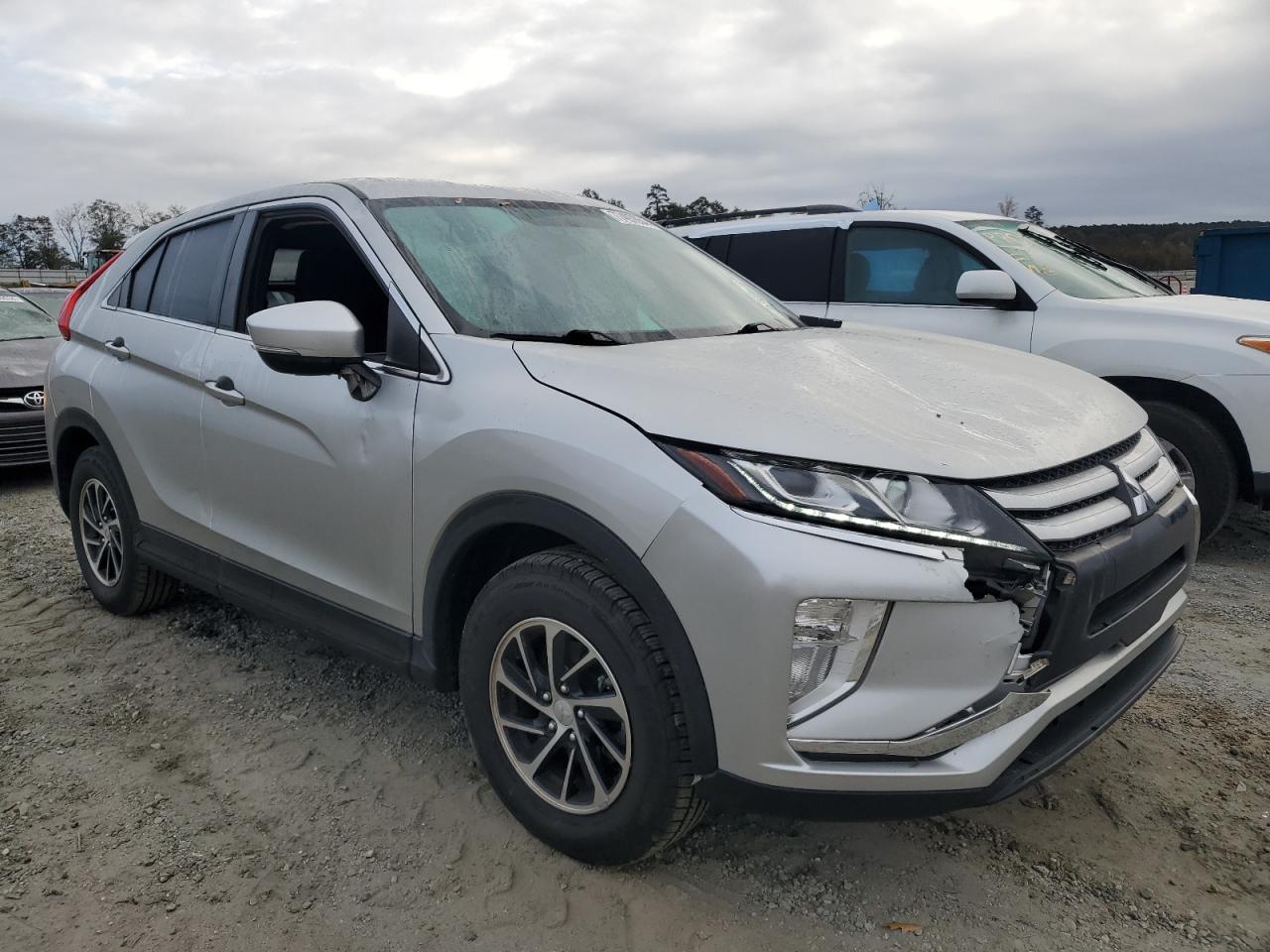 2020 Mitsubishi Eclipse - Image 4