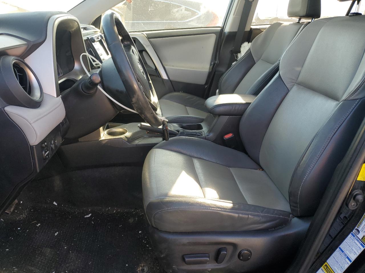 2015 Toyota RAV 4 - Image 7