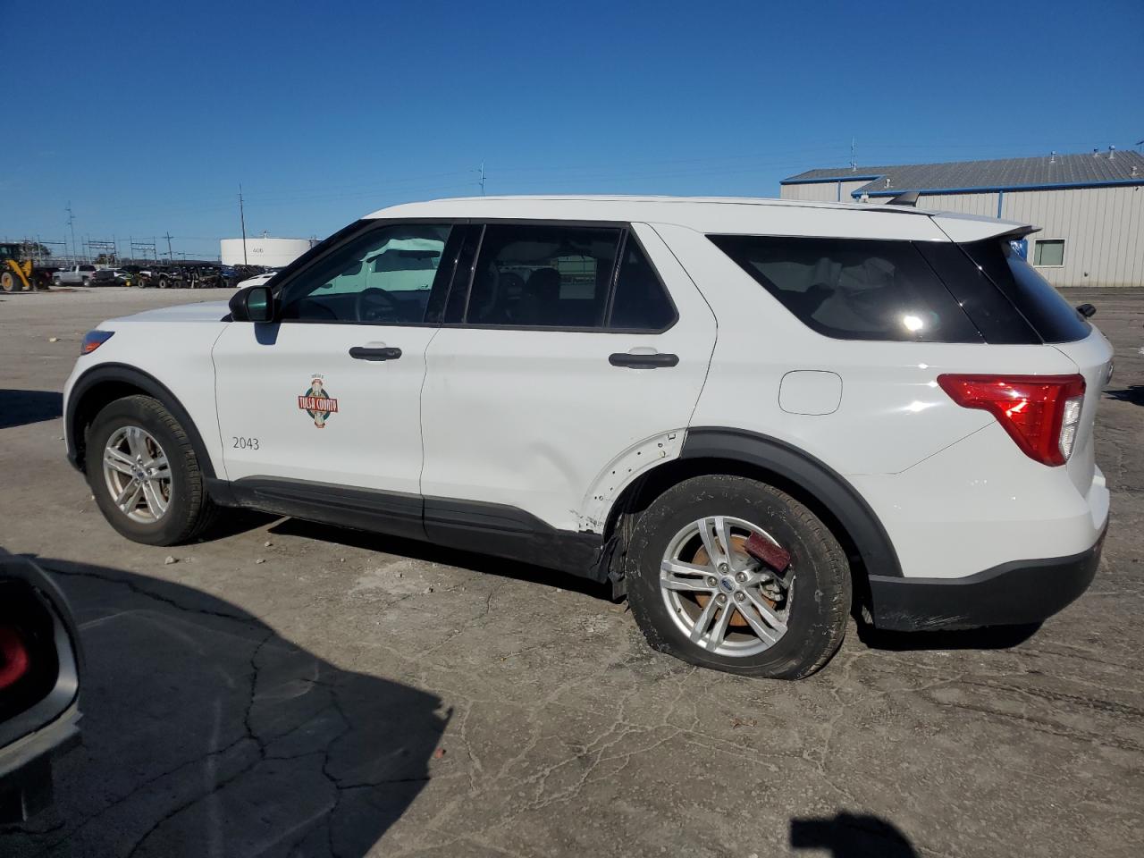 2022 Ford Explorer - Image 2