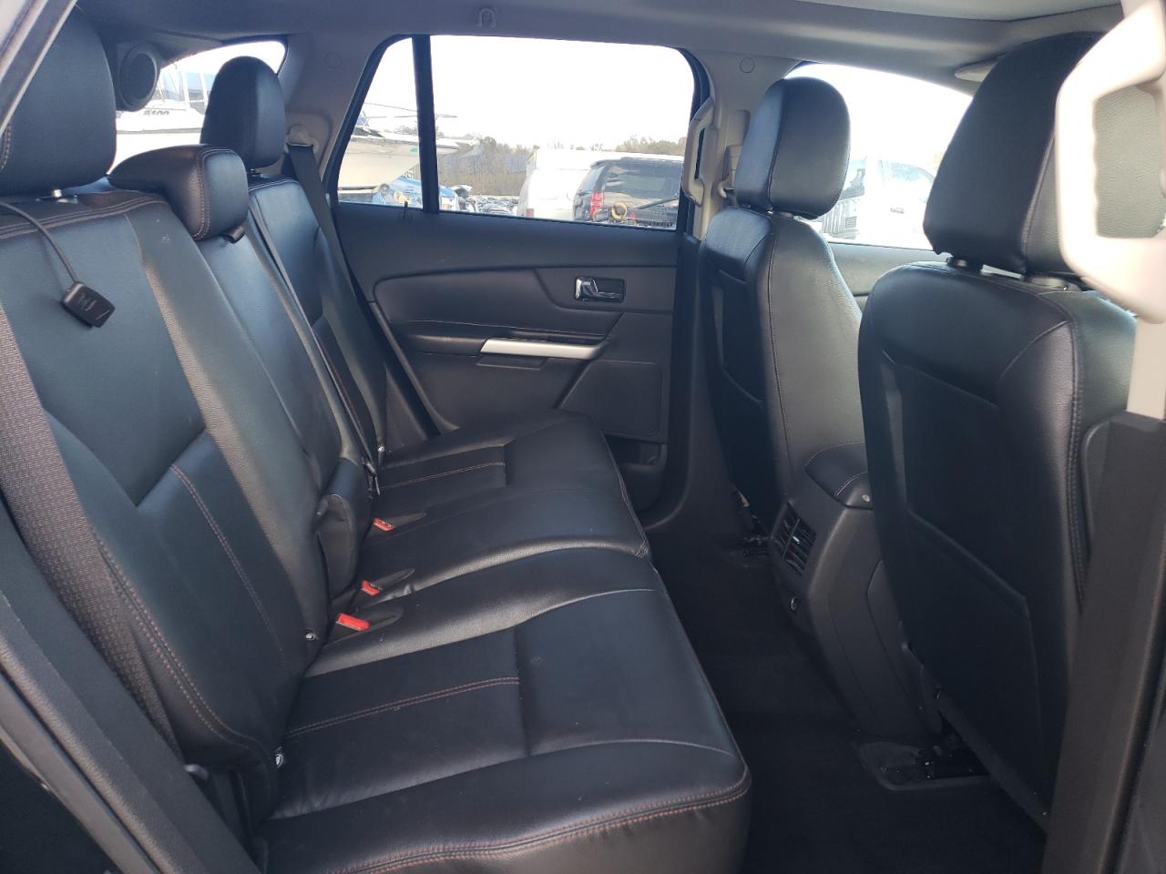 2014 Ford Edge - Image 11