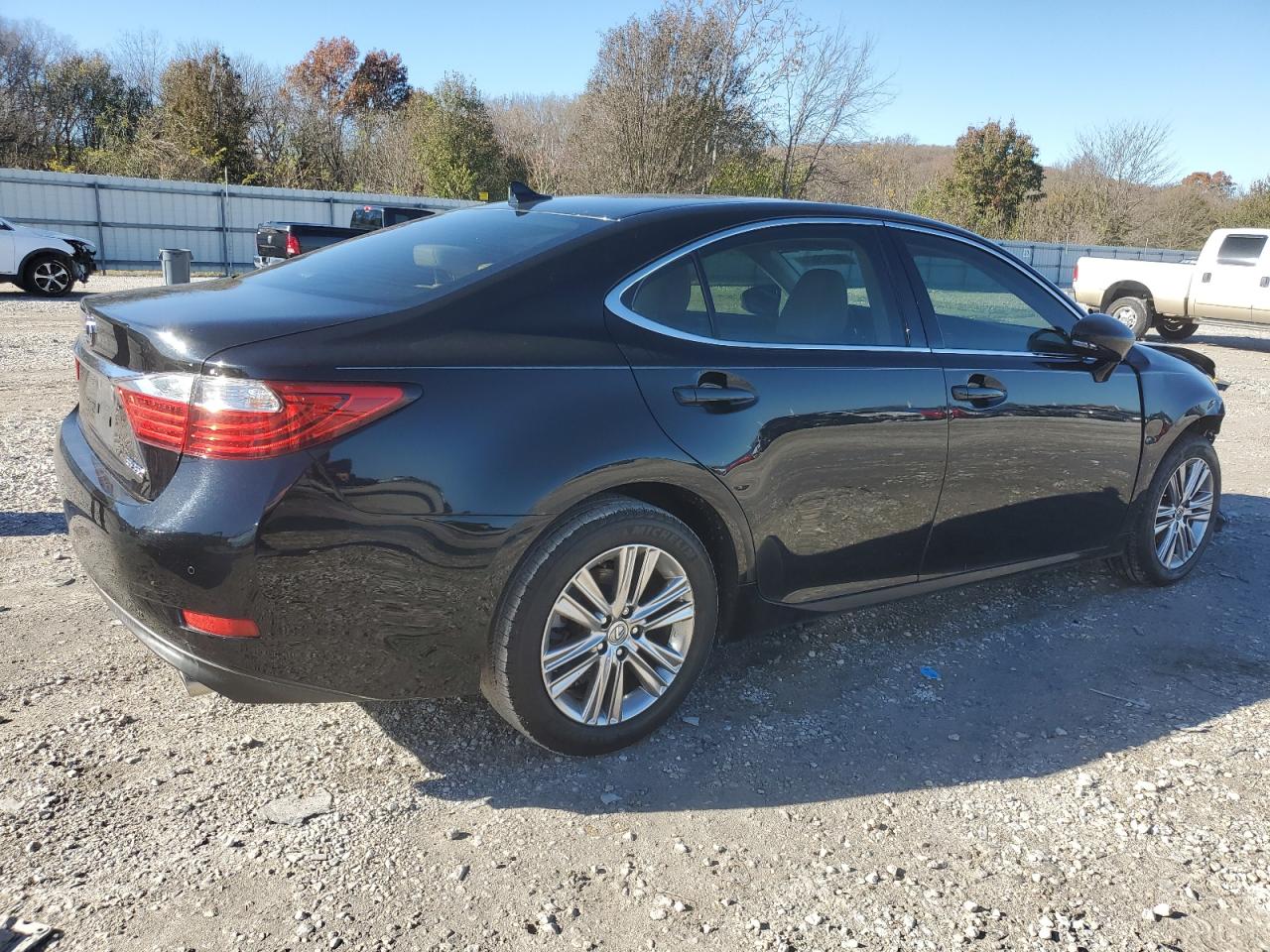 2013 Lexus ES - Image 3