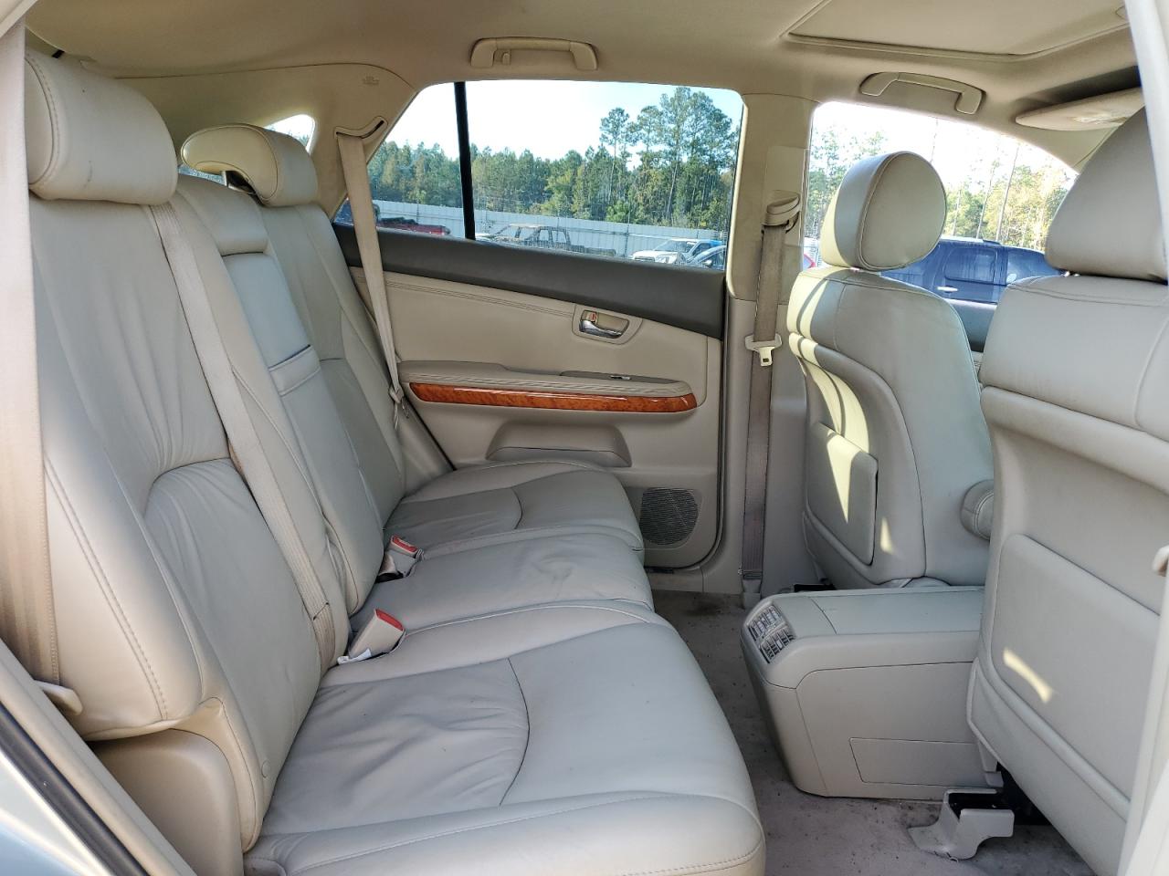 2007 Lexus RX - Image 11
