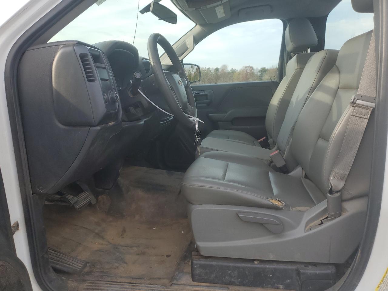 2016 Chevrolet Silverado - Image 7