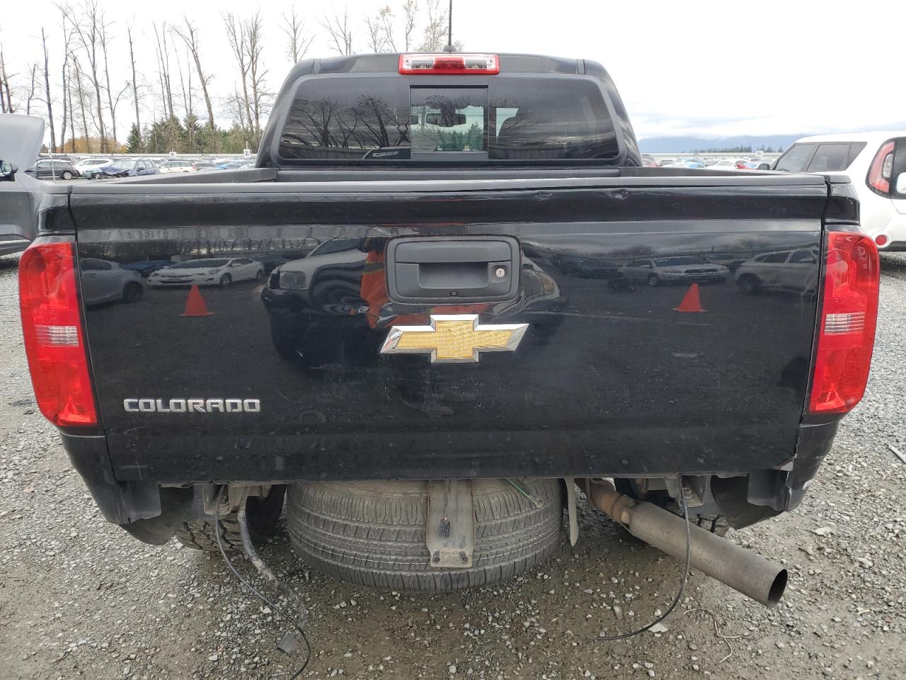 2018 Chevrolet Colorado - Image 6
