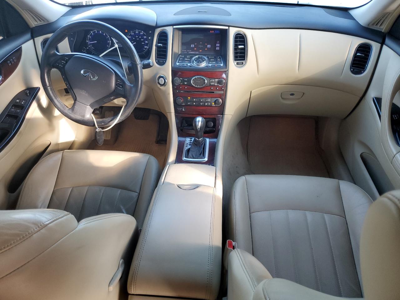 2017 Infiniti QX50 - Image 8