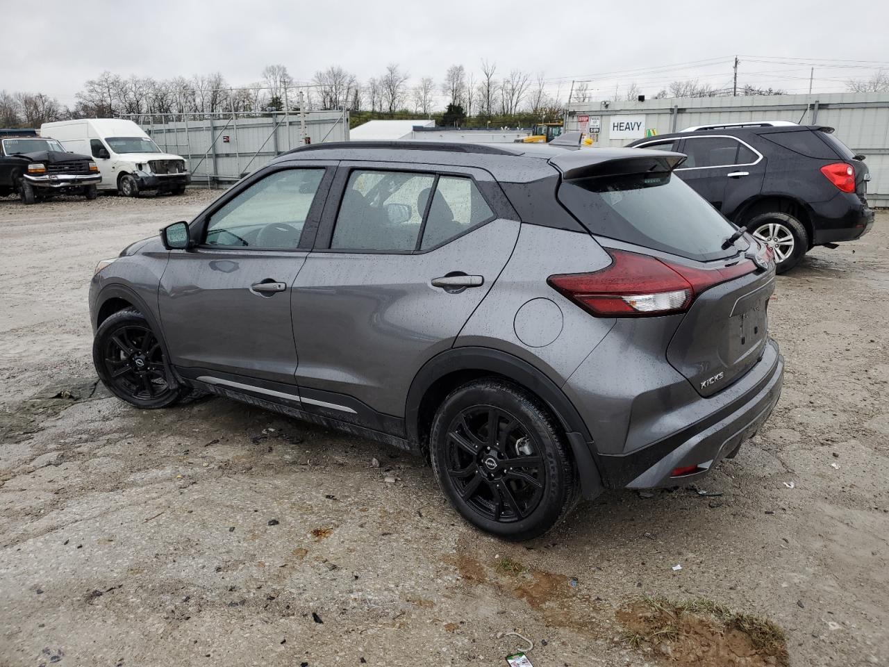 2022 Nissan Kicks - Image 2