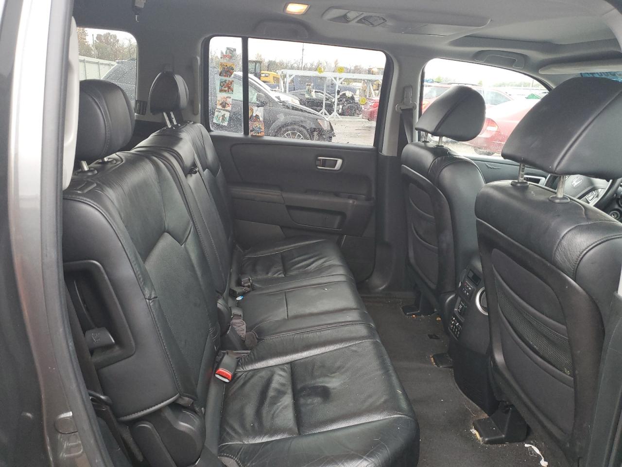 2011 Honda Pilot - Image 11