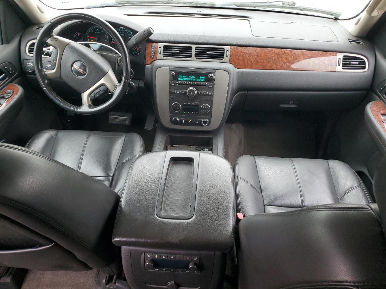 2009 GMC Yukon - Image 8