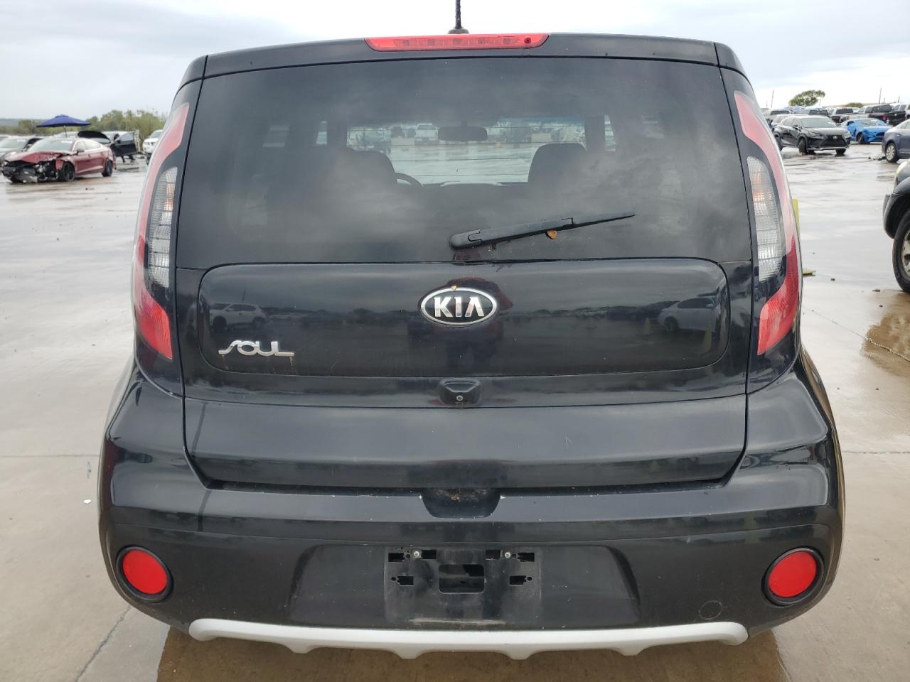 2017 Kia Soul + VIN: KNDJP3A56H7418349 Lot: 81265454