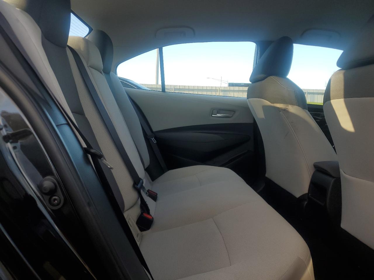 2021 Toyota Corolla - Image 10