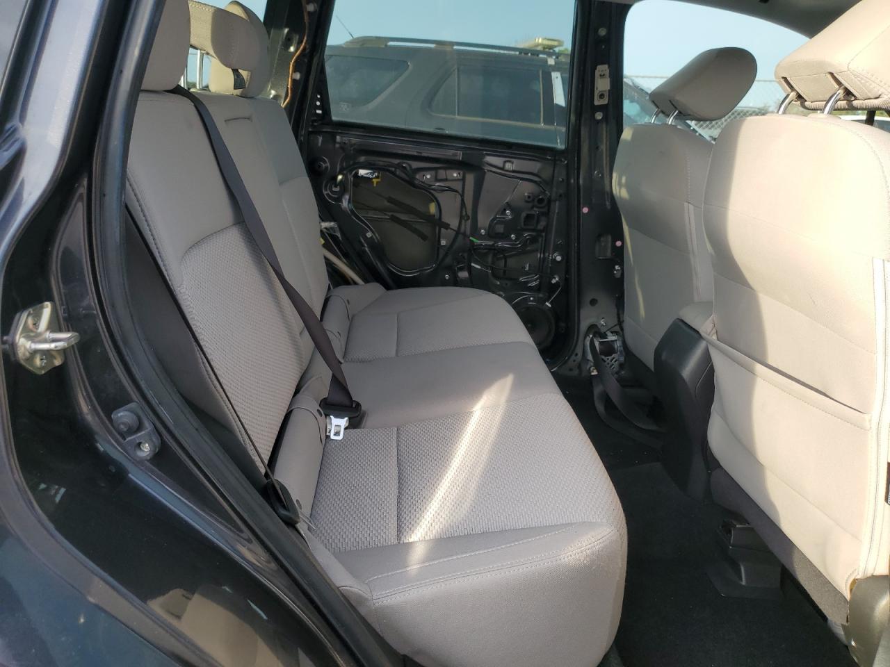 2018 Subaru Forester - Image 11