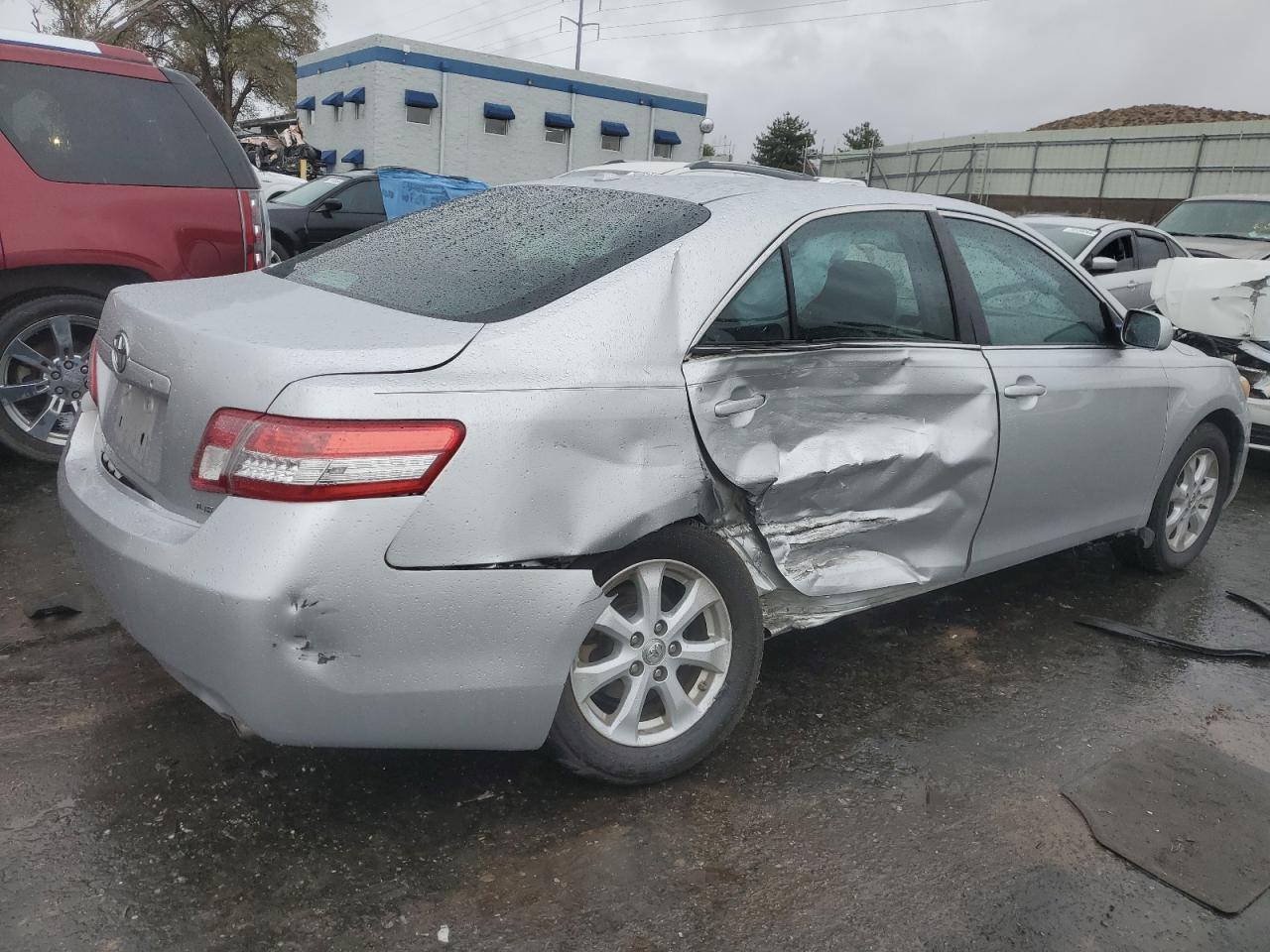 2011 Toyota Camry - Image 3