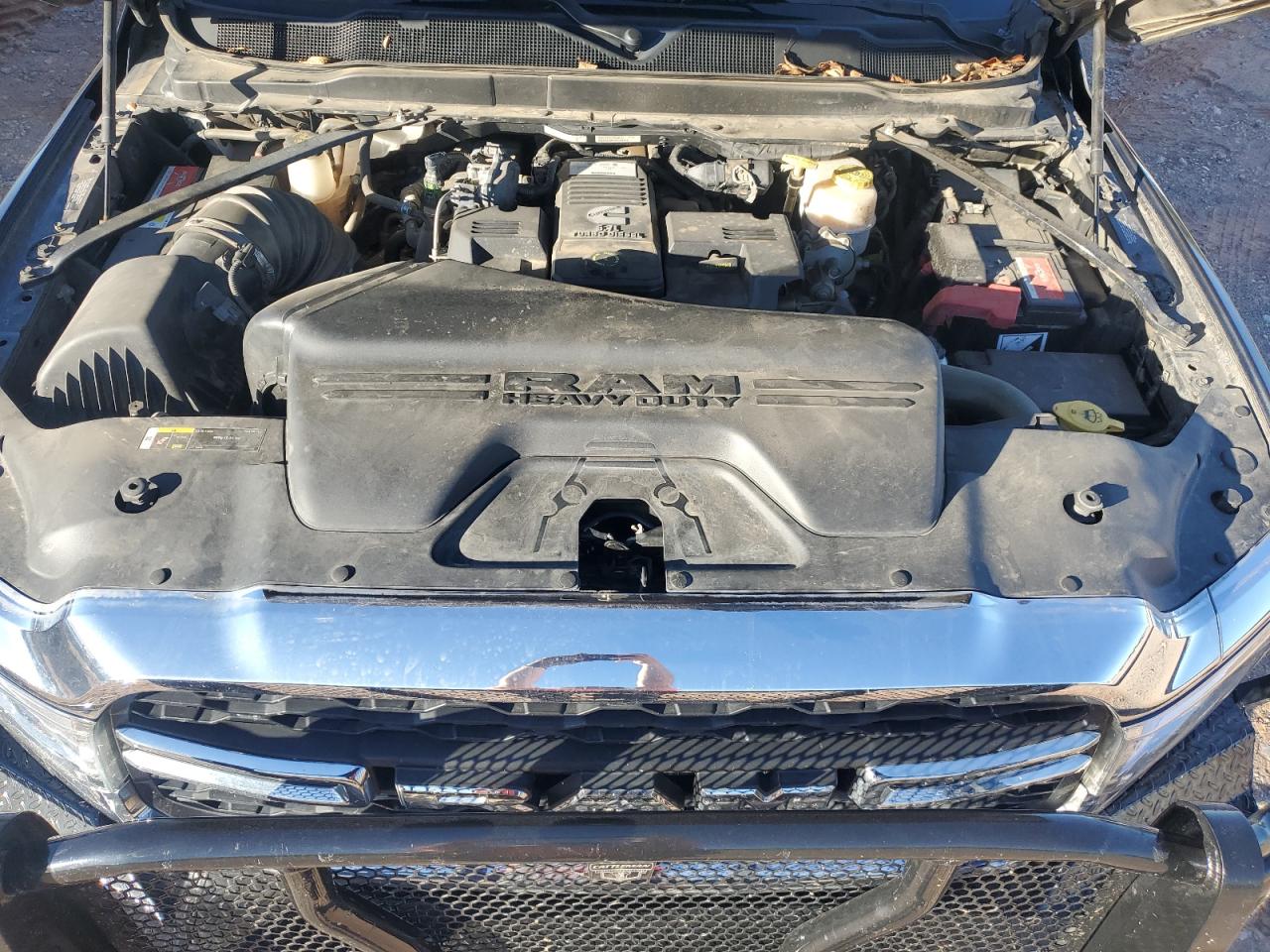 2019 RAM 3500 - Image 11