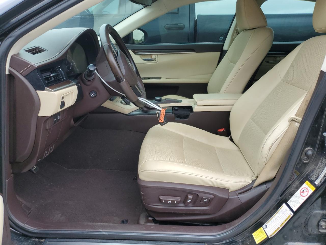 2016 Lexus ES - Image 7