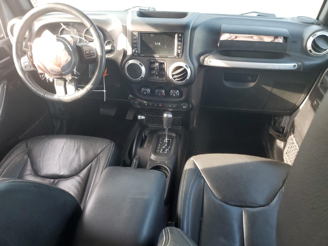 2016 Jeep Wrangler 2016 Jeep Wrangler Unlimited Sahara 4Wd Suv VIN: 1C4BJWEG1GL141814 Lot: 14076779