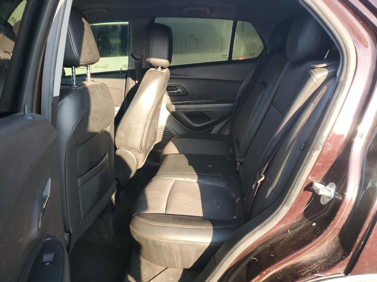 2021 Chevrolet Trax - Image 11