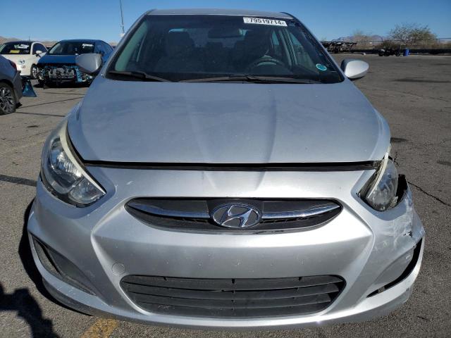  HYUNDAI ACCENT 2015 Серебристый