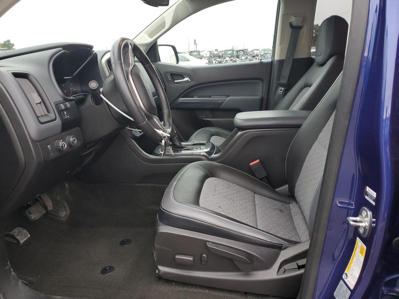 2017 Chevrolet Colorado - Image 7