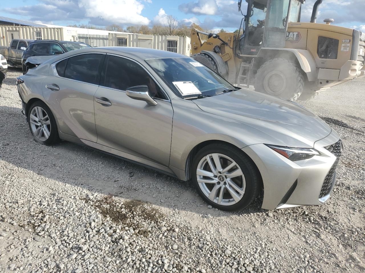 2021 Lexus IS - Image 4
