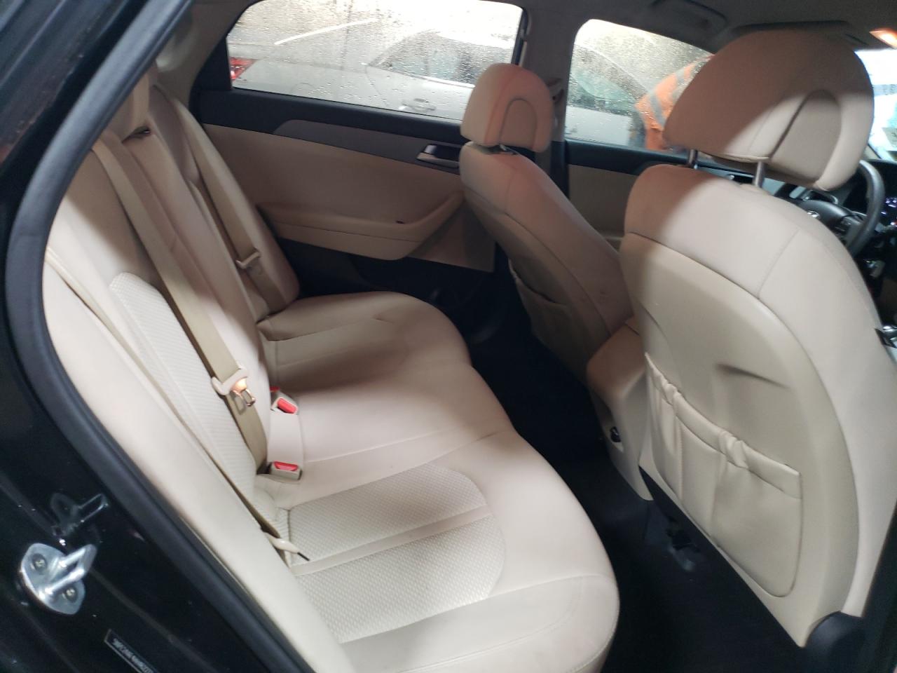 2017 Hyundai Sonata - Image 10