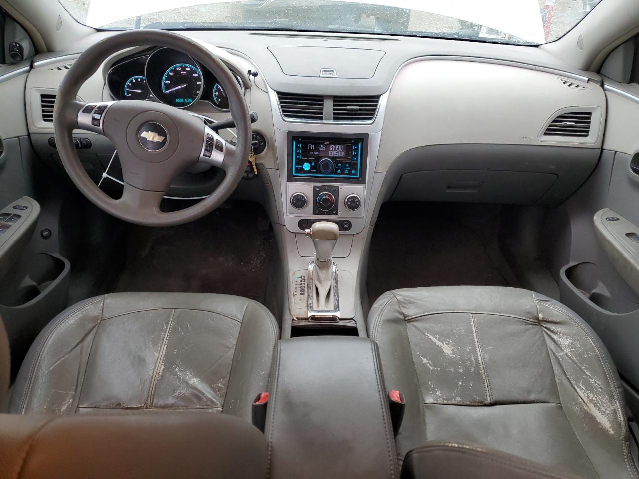 2009 Chevrolet Malibu - Image 8