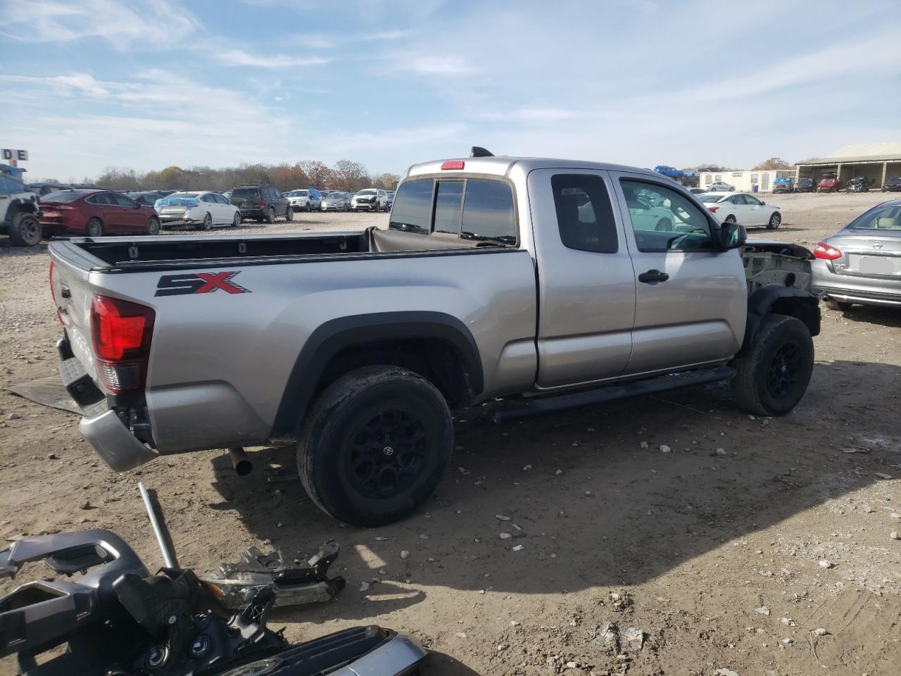 2020 Toyota Tacoma - Image 3