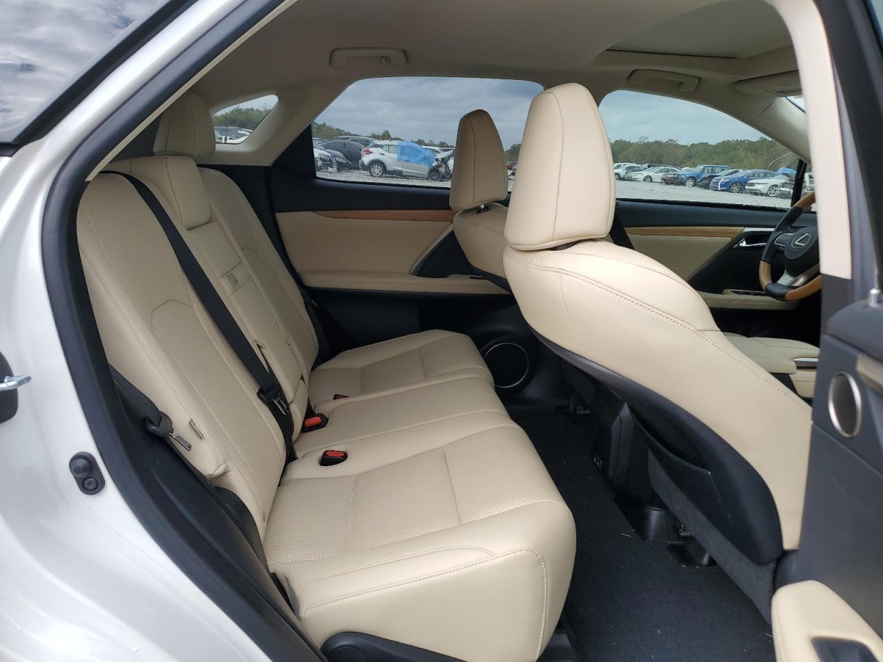 2022 Lexus RX - Image 11