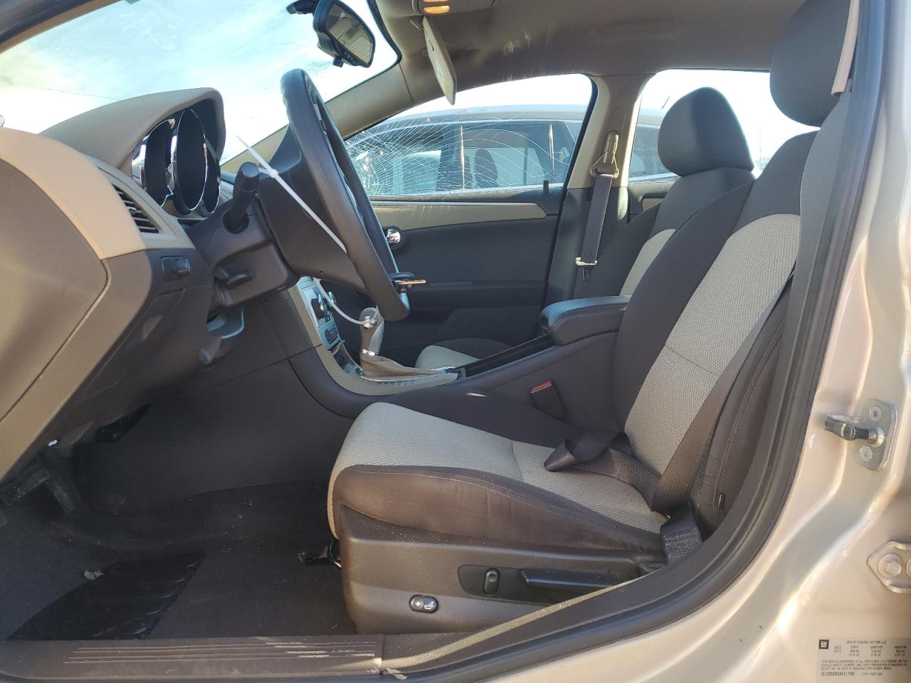 2010 Chevrolet Malibu - Image 7