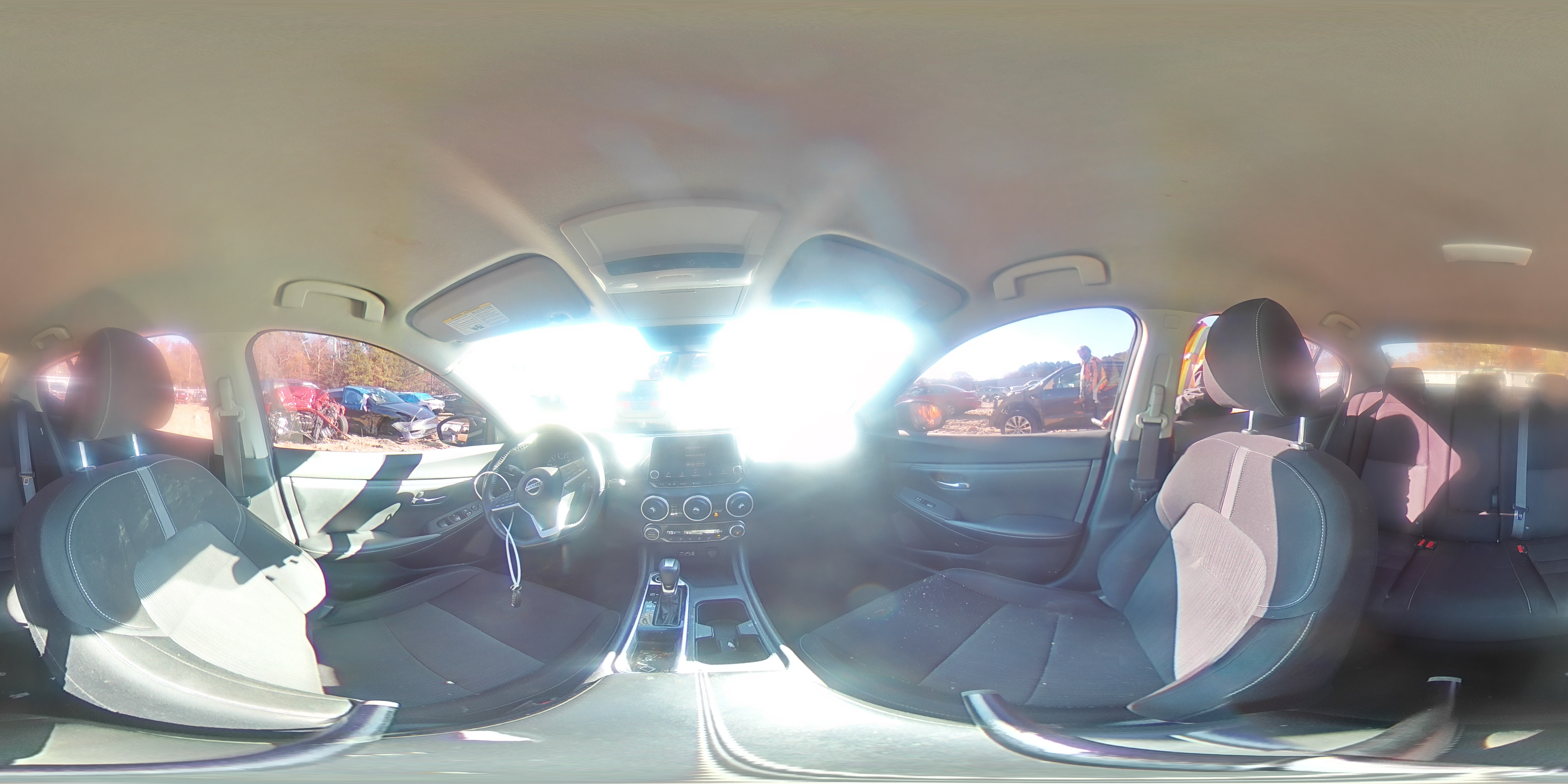 2020 Nissan Sentra - Image 12