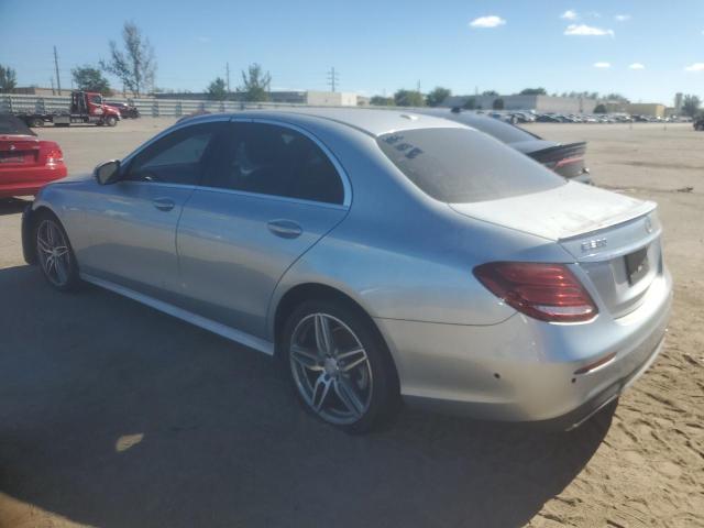 Седани MERCEDES-BENZ E-CLASS 2017 Синій