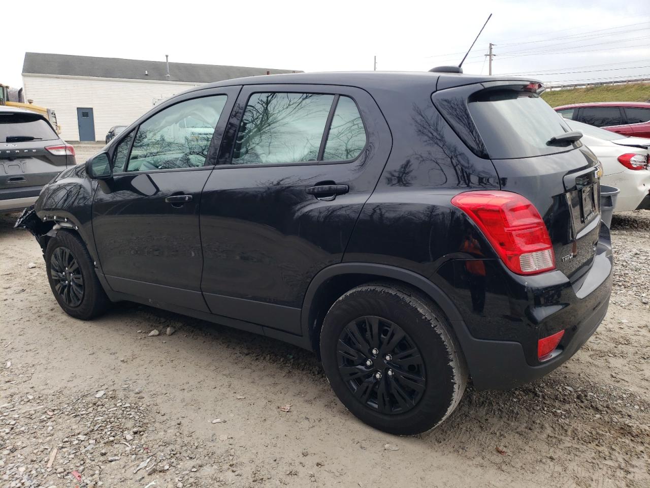 2019 Chevrolet Trax - Image 2